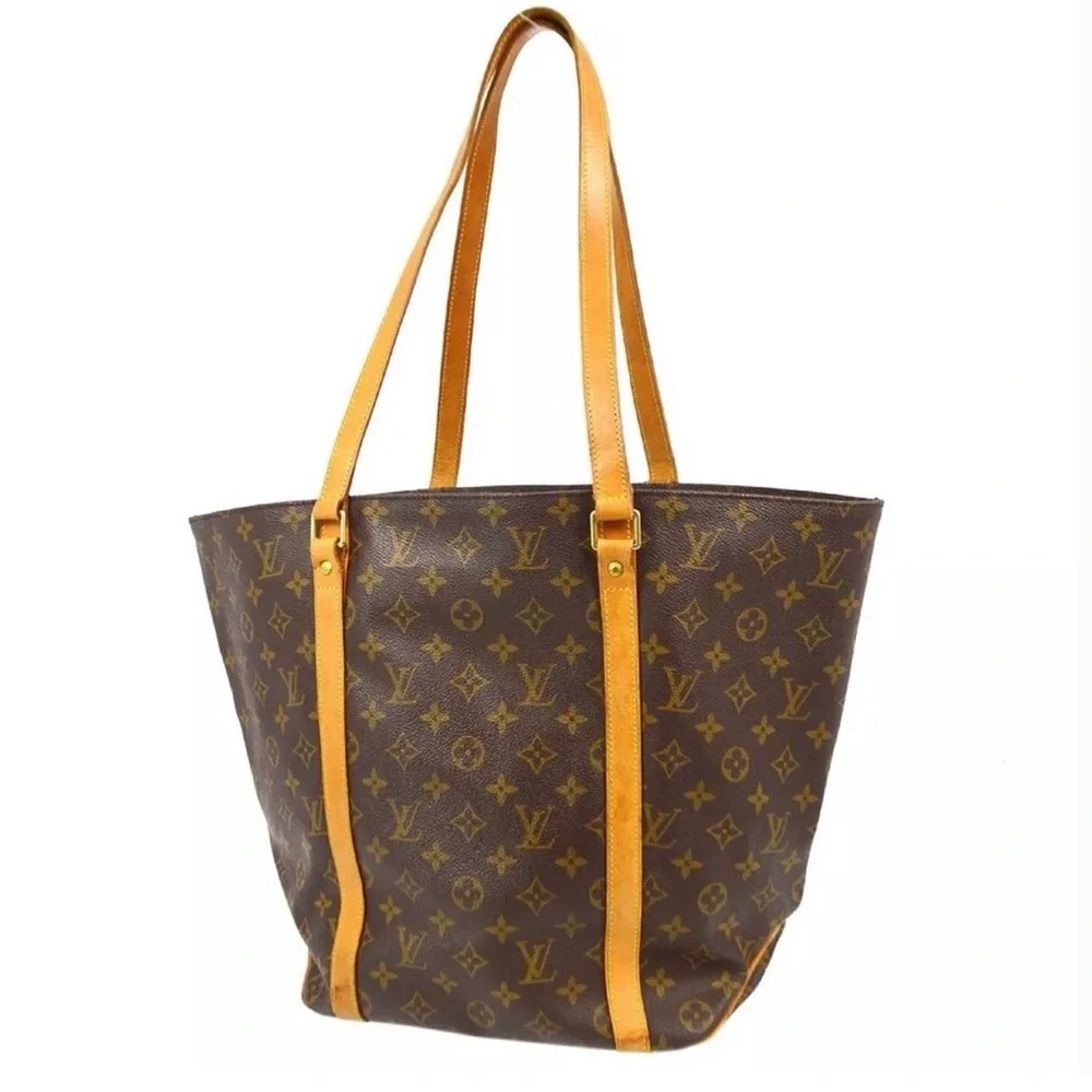 Louis Vuitton Monogram Shoulder Bag - Picture 1 of 13